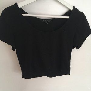 black crop top